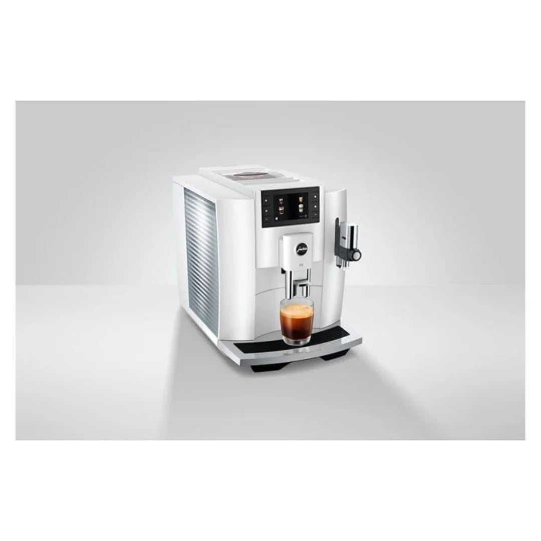 Jura E8 Automatic Espresso Machine | 17 Recipes | Piano White | 15683
