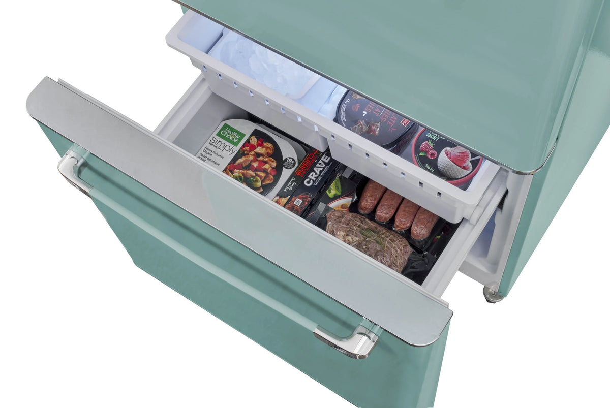 Unique Appliances Ugp-510L Ac Classic Retro 30" Wide 17.7 Cu. Ft. Energy Star Certified