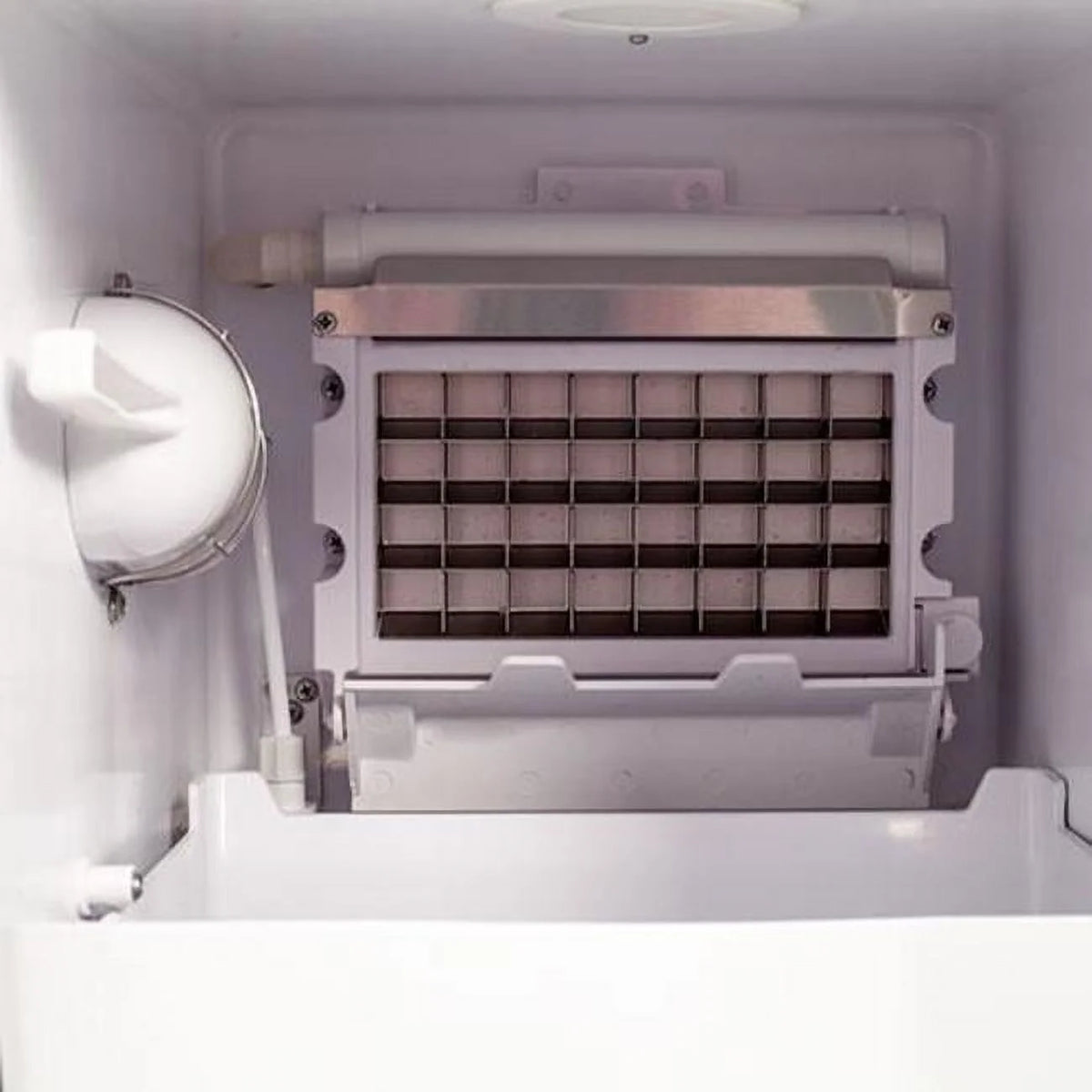Edgestar Ib450p 15" Wide 25 Lbs. Capacity Free Standing And Undercounter Ice Maker -
