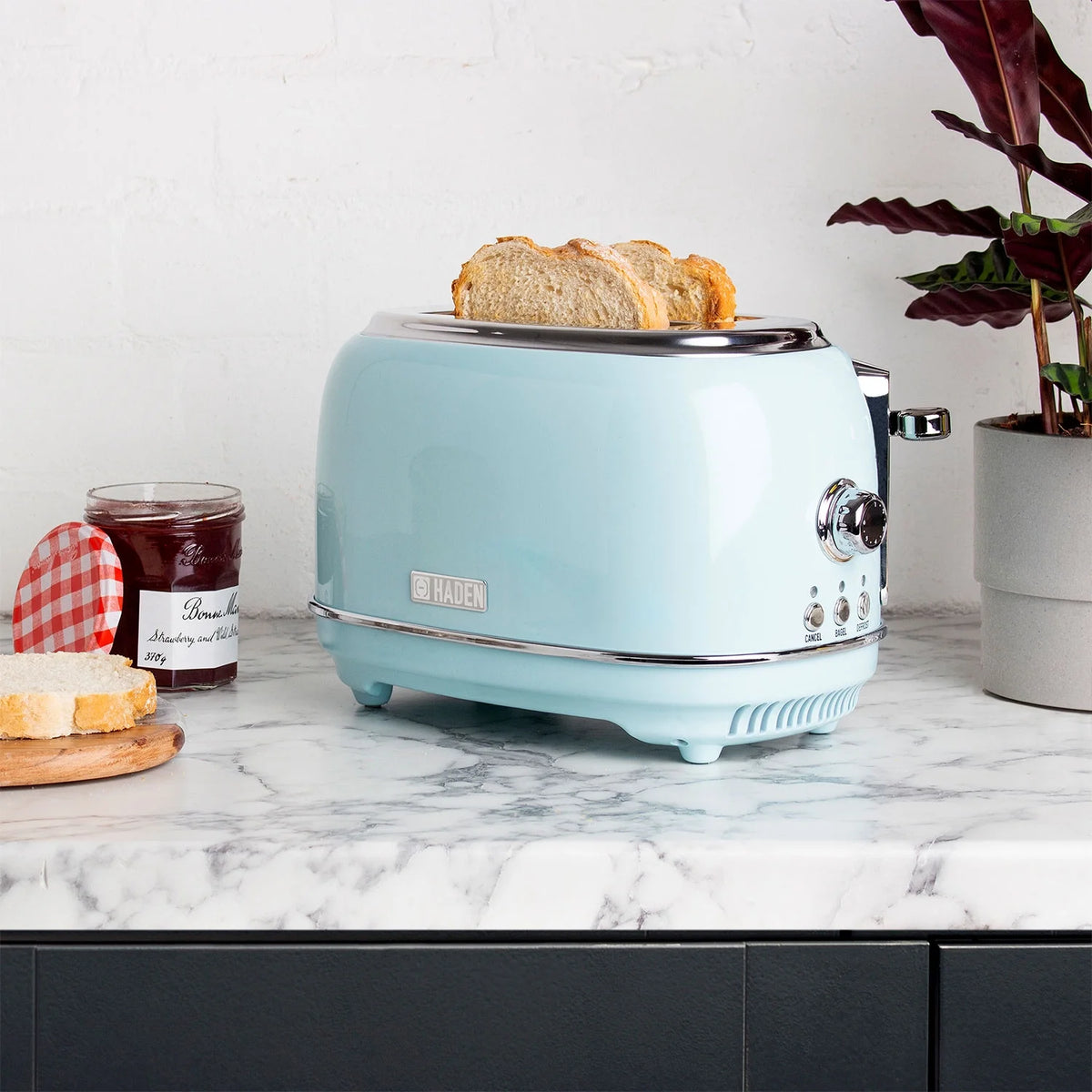 Haden Heritage 1.7 Liter Electric Kettle with 2 Slice Bread Toaster, White