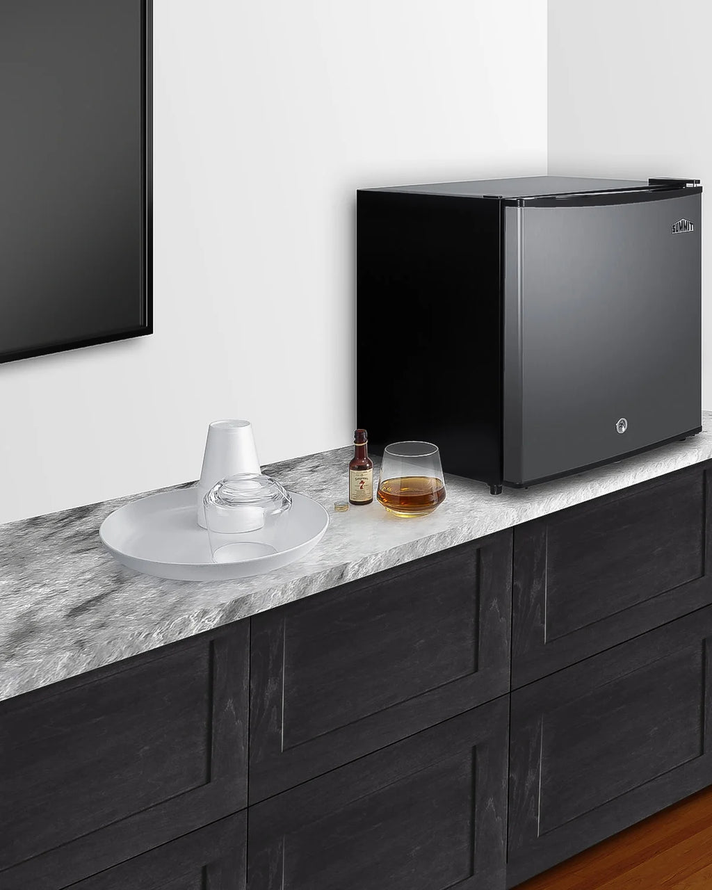 SUMMIT 18" Wide Compact Minibar