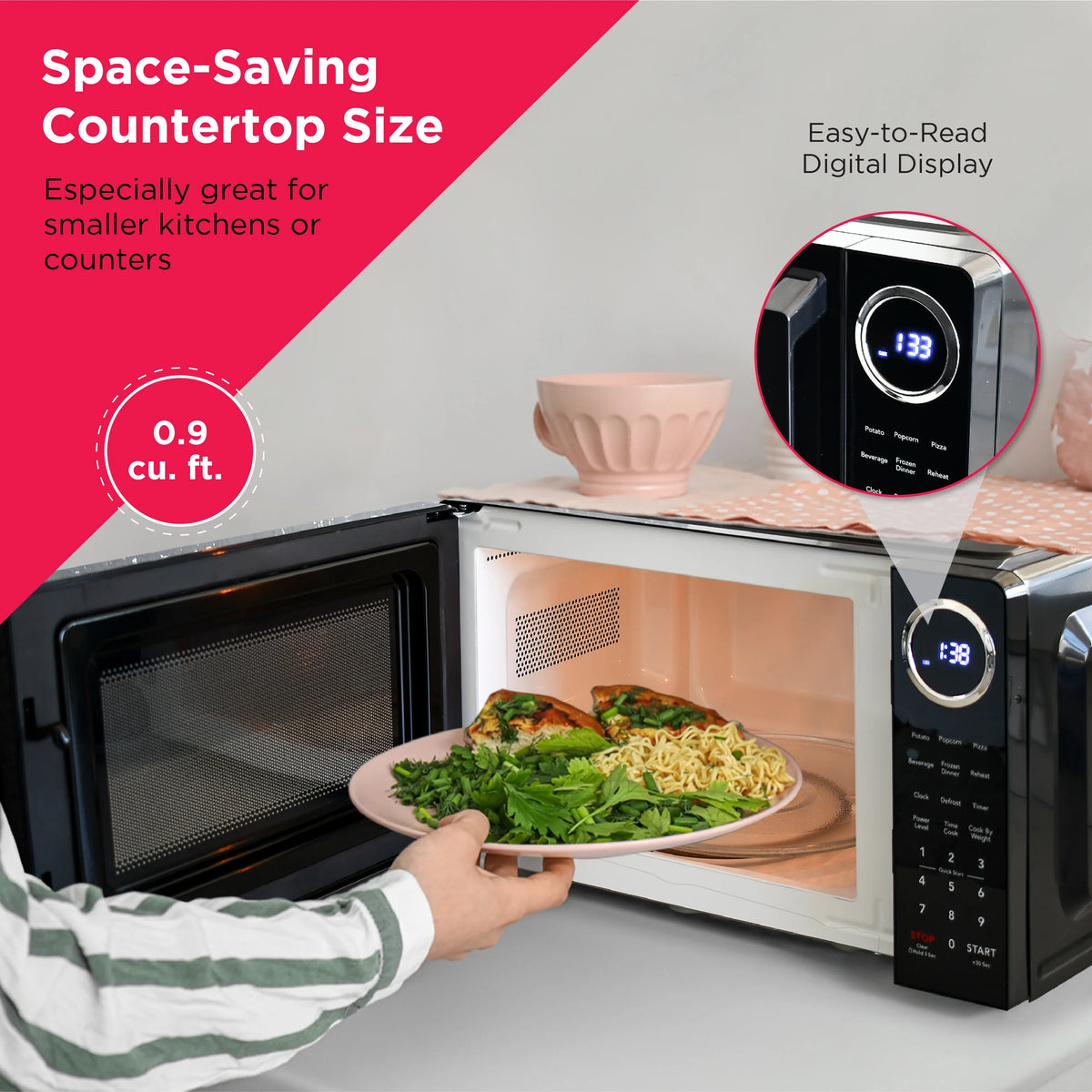 Frigidaire 0.9 cu ft Countertop Microwave Ovens in Black, EMW953