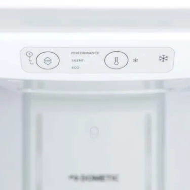 REFRIGERATORS & ICE MAKERS RV