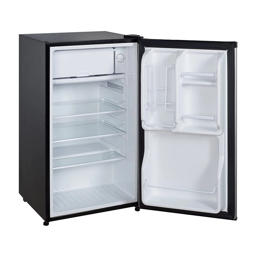 Magic Chef  New 18.5 inch Width 3.5 Cu. ft. Compact Refrigerator with  Single Door