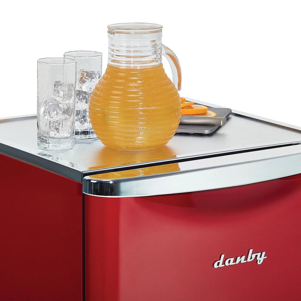 Danby 4.4 cu. ft. Retro Compact Fridge in Iridium Silver (DAR044A6DDB)