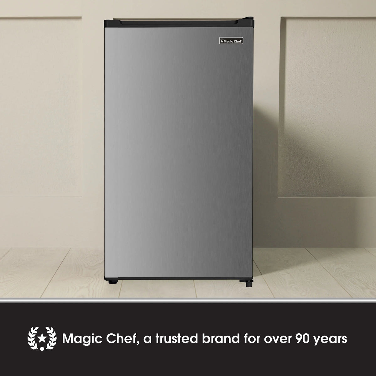 Magic Chef 3.2 cu. ft. Refrigerator in Black