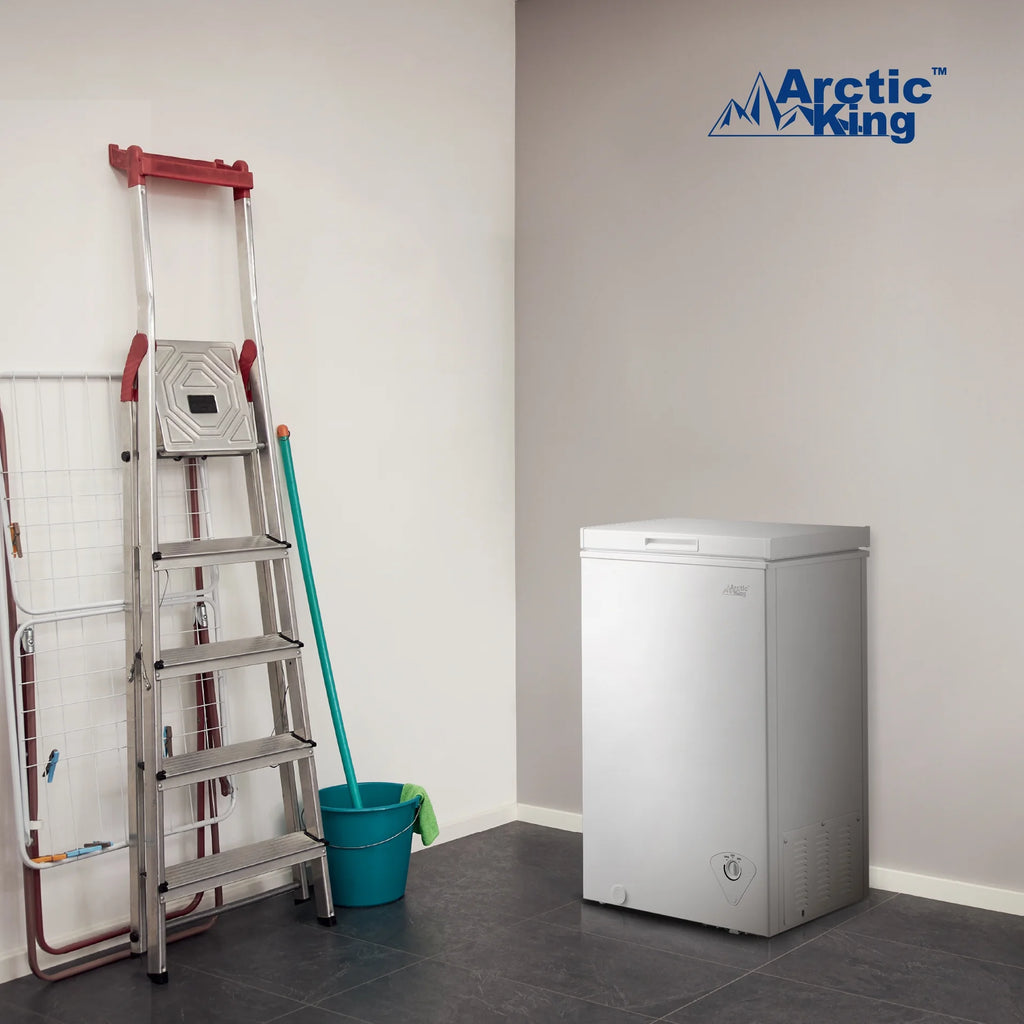 Arctic King 3.5 Cu.ft Chest Freezer, White