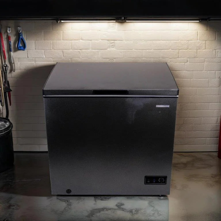 Frigidaire, 5.0 Cu. ft. Chest Freezer, Black Granite Design