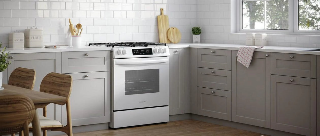 FRIGIDAIRE FCFG3062AW  30" FREE STANDING GAS RANGE, White