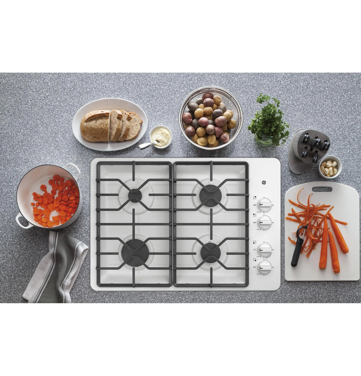 GE? Appliances 30" Built-In Gas Cooktop model JGP3030DLWW white 4 3/4 Hx 30 W x 21 D