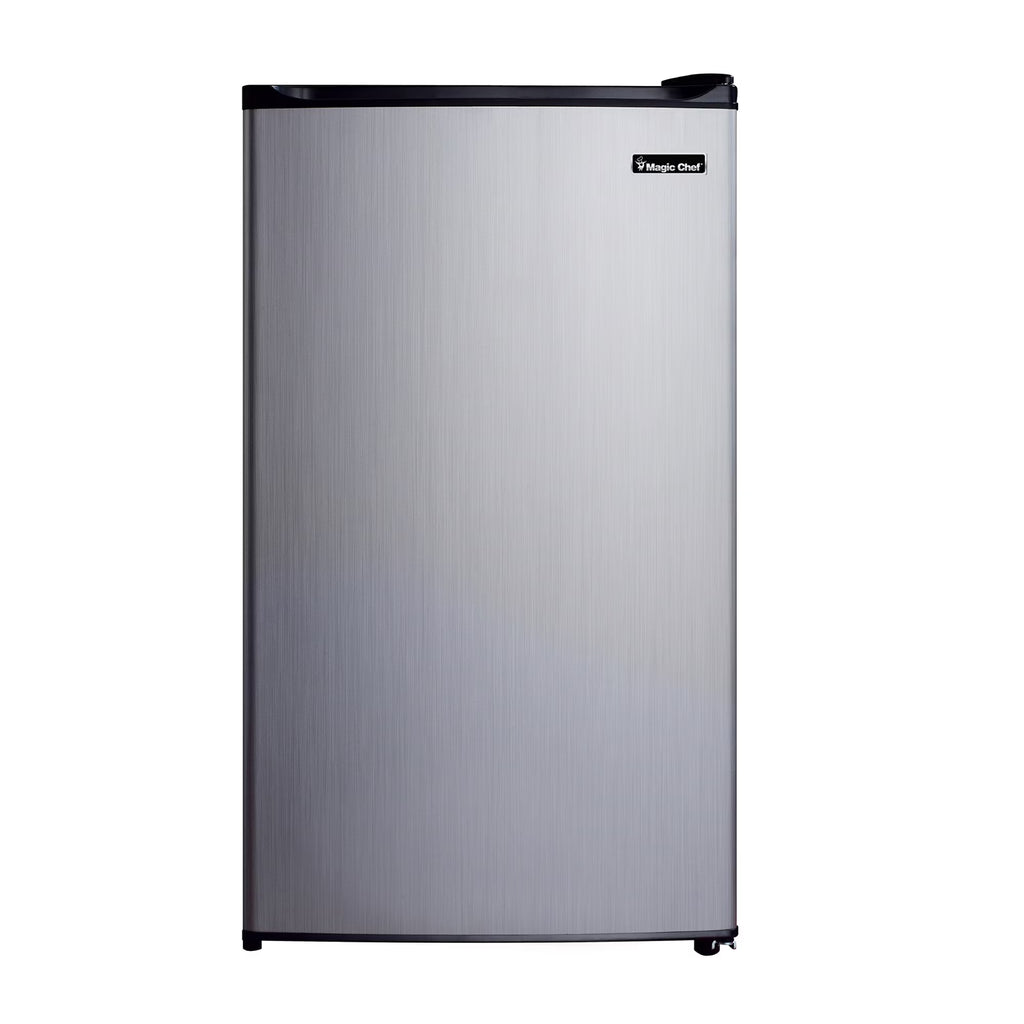 Magic Chef  New 18.5 inch Width 3.5 Cu. ft. Compact Refrigerator with  Single Door