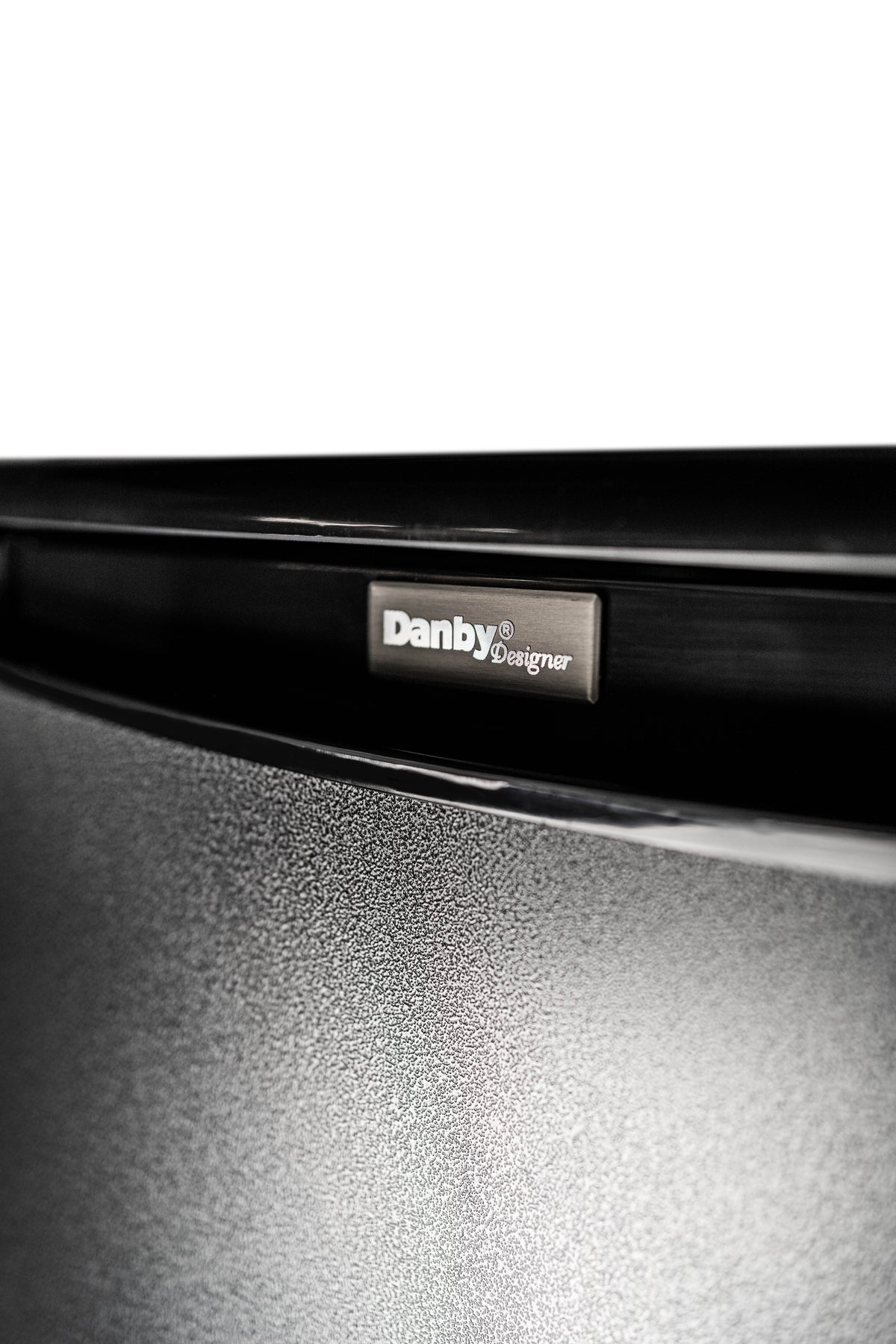 Danby Designer 8.5 cu. ft. Upright Freezer - Slate Black DUFM085A4TDD