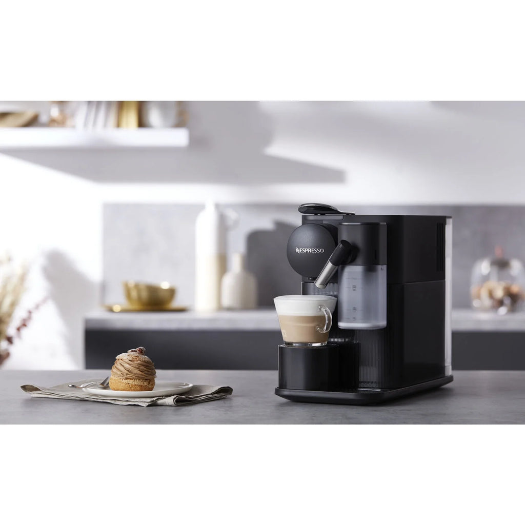 Nespresso by De'Longhi 19 Bar, Espresso & Coffee Machine