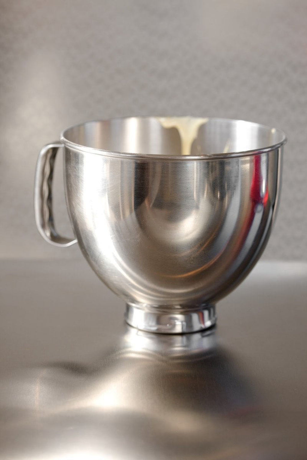 KitchenAid K5THSBP Tilt-Head Mixer Bowl with Handle, Polished Stainless Steel, Polished Stainless Steel, 5-Quart