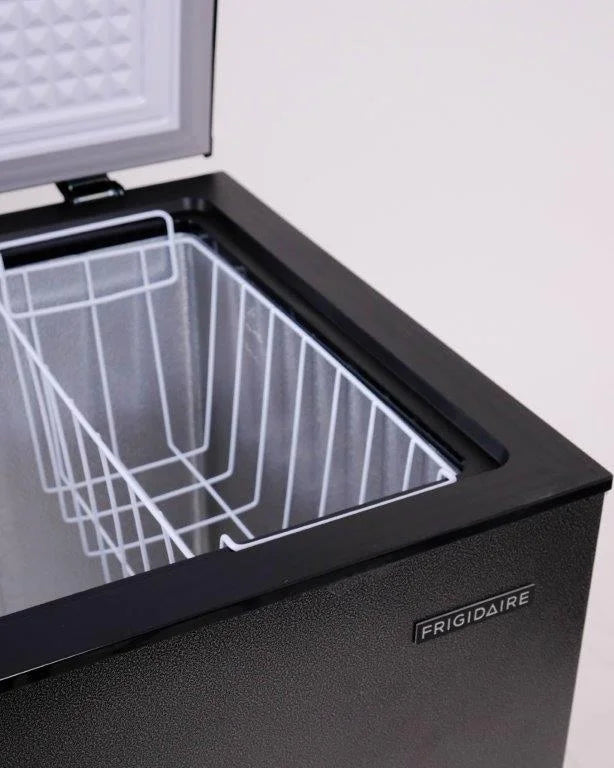 Frigidaire, 5.0 Cu. ft. Chest Freezer, Black Granite Design