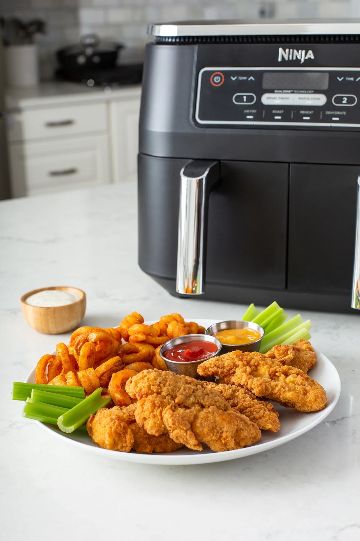 Restored Ninja DZ100 Foodi? 4in1, 8Qt., 2Basket Air Fryer with Dualzone? Technology (Black) (Refurbished)