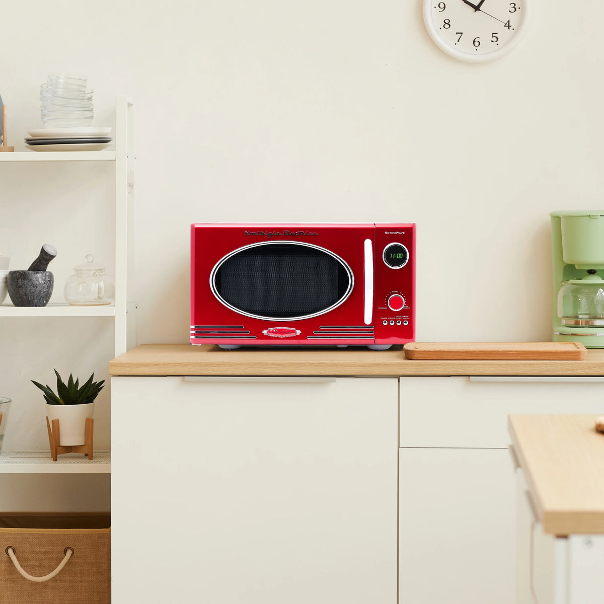 Nostalgia Retro 0.9 Cu. ft. 800-Watt Countertop Microwave Oven, Aqua