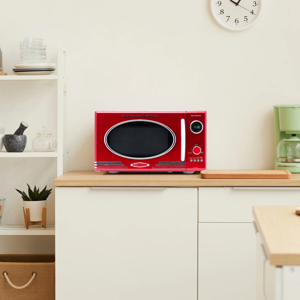 Nostalgia Retro Microwave for Countertop 0.9 cu ft Vintage Microwave, Ivory