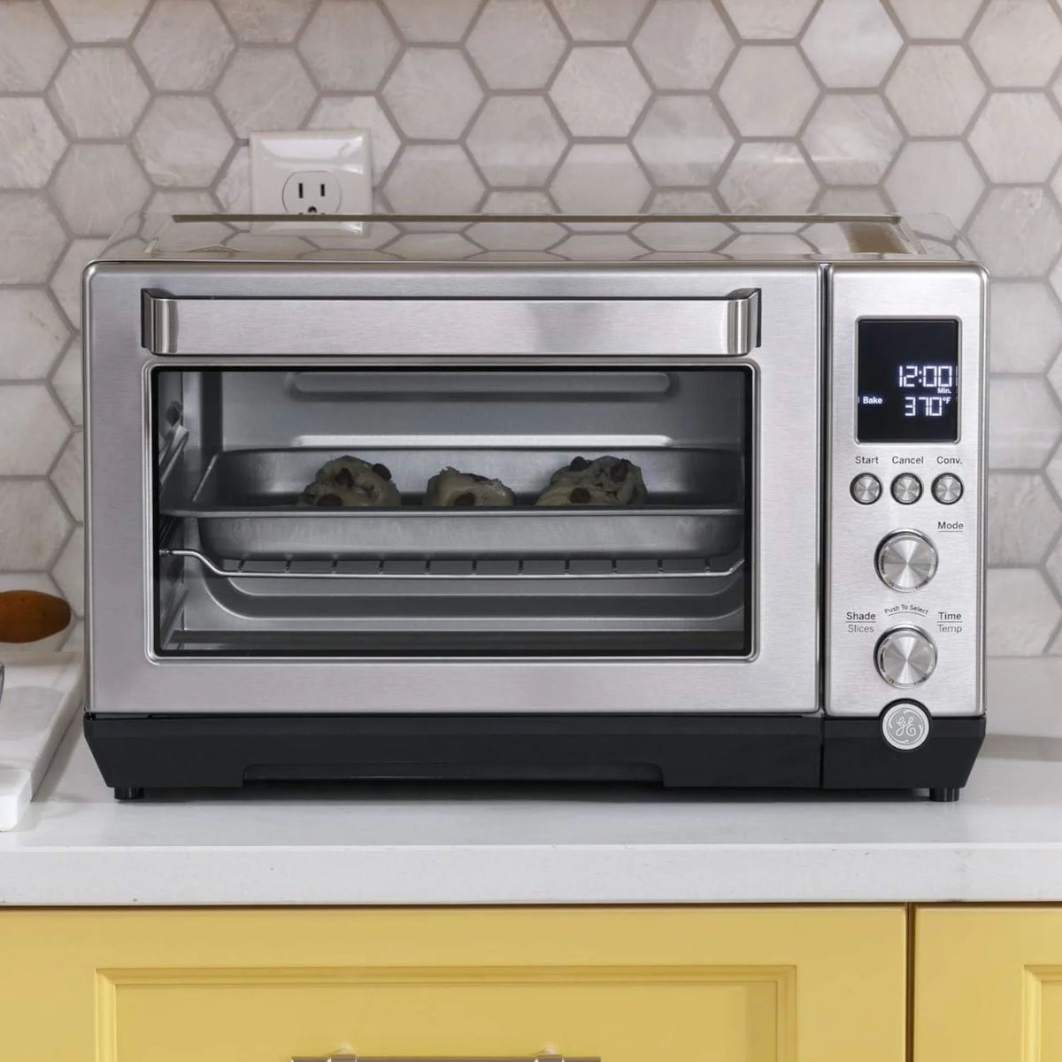 GE - Calrod 6-Slice Toaster Oven with Convection bake - Stainless Steel