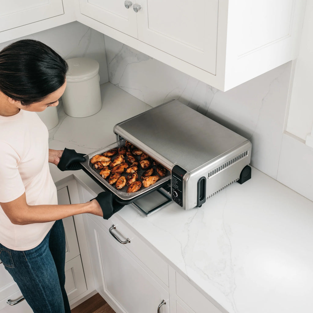 Ninja?? SP101 Foodia?�� 8-in-1 Digital Air Fry Oven, Flip-Away for Storage, Dehydrate, Keep Warm