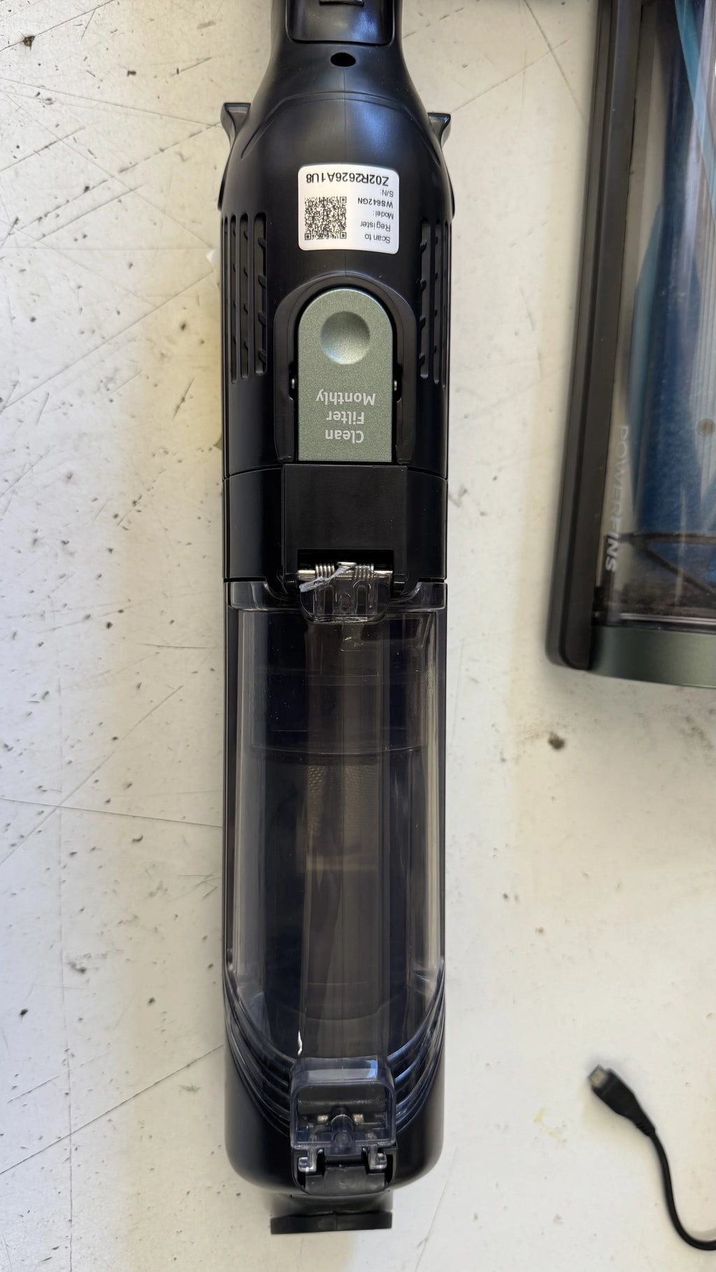 Pre-Owned Shark WS642 WANDVAC System Pet Ultra-Lightweight Cordless Stick Vacuum with PowerFins Brushroll & Charging Dock - Steel Grey