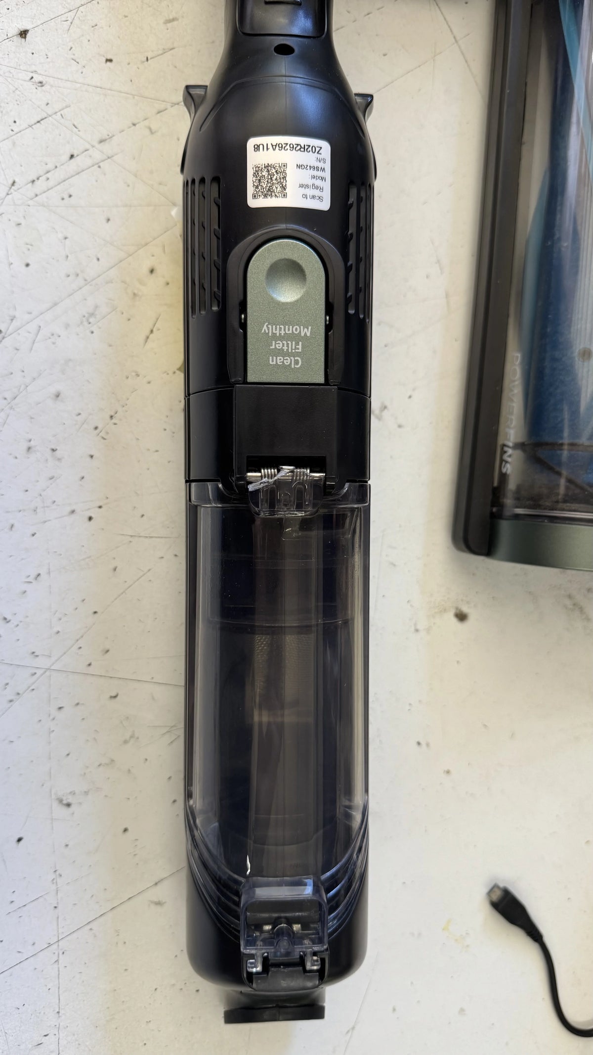 Pre-Owned Shark WS642 WANDVAC System Pet Ultra-Lightweight Cordless Stick Vacuum with PowerFins Brushroll & Charging Dock - Steel Grey