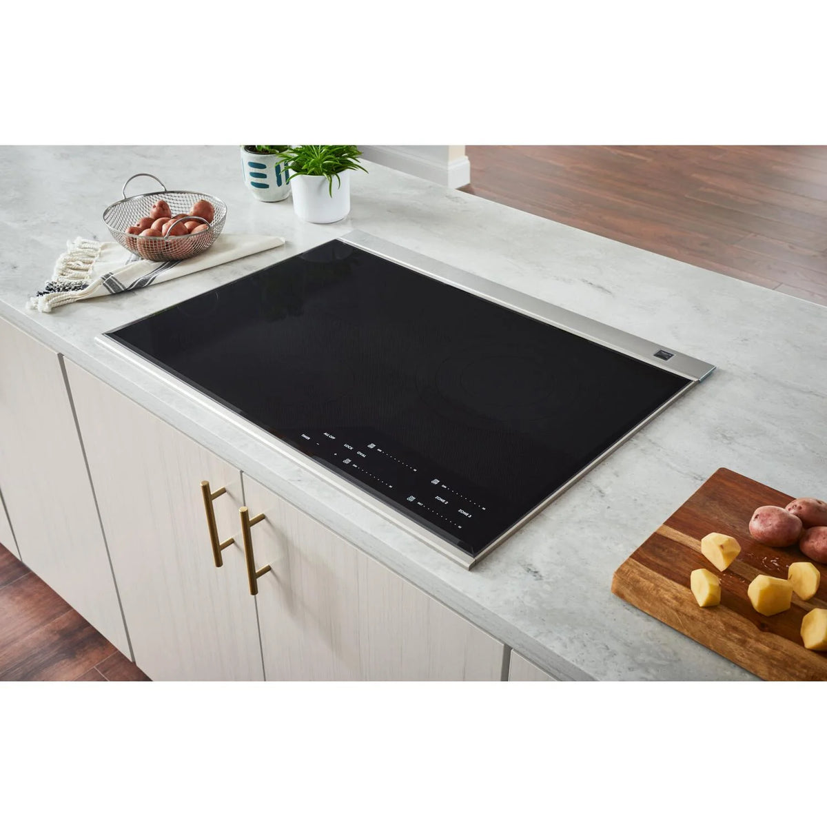 Broan Nutone Downdraft With Stainless Steel Cover. 28" Wide Intake Fits Most Nominal 30" Wide Cooktops. Stainless Steel