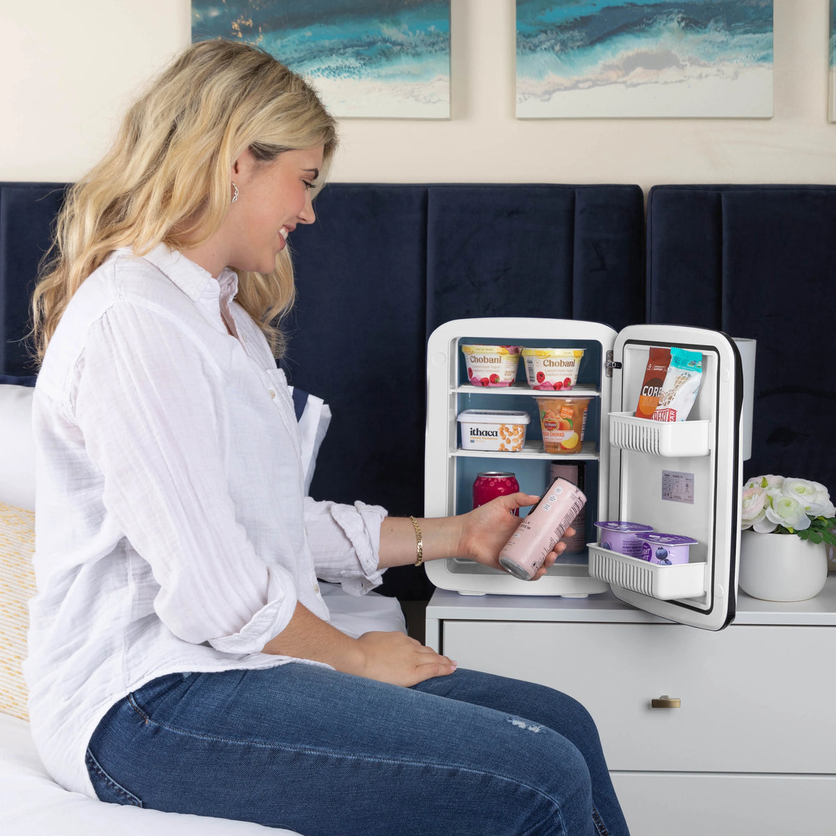 Cooluli Classic Turquoise 15 Liter Compact Portable Cooler Warmer Mini Fridge for Bedroom, Office, Dorm, Car - Great for Skincare & Cosmetics (110-240V/12V)