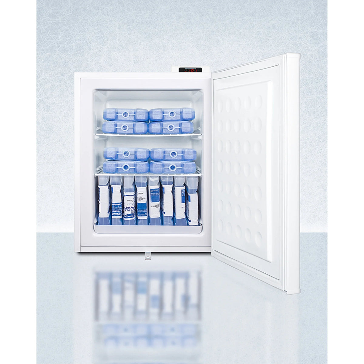 SUMMIT FS30LGP  UPRIGHT FREEZERS