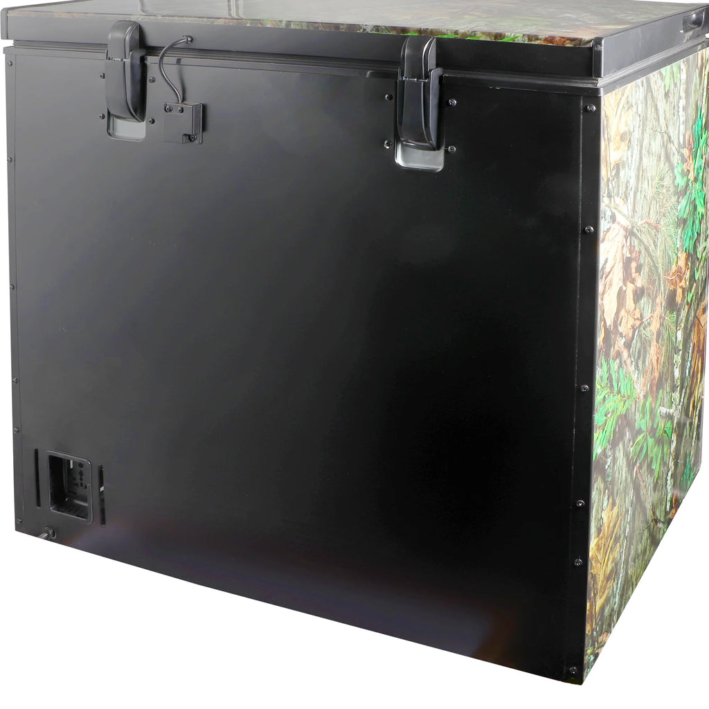 Mossy Oak 7-cu ft Manual Defrost Chest Freezer (Camouflage)