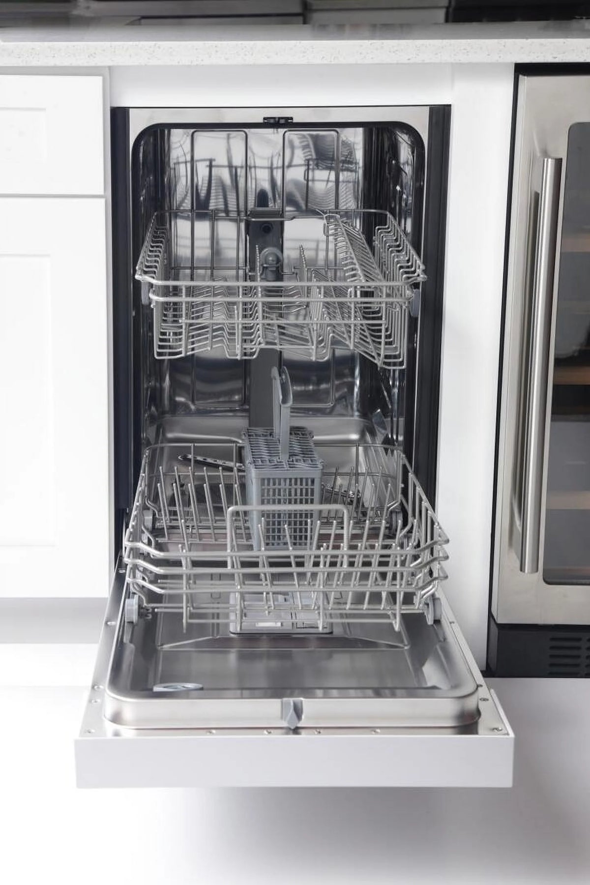 Kucht Professional 18" Stainless Steel Front Control Dishwashers in Silver