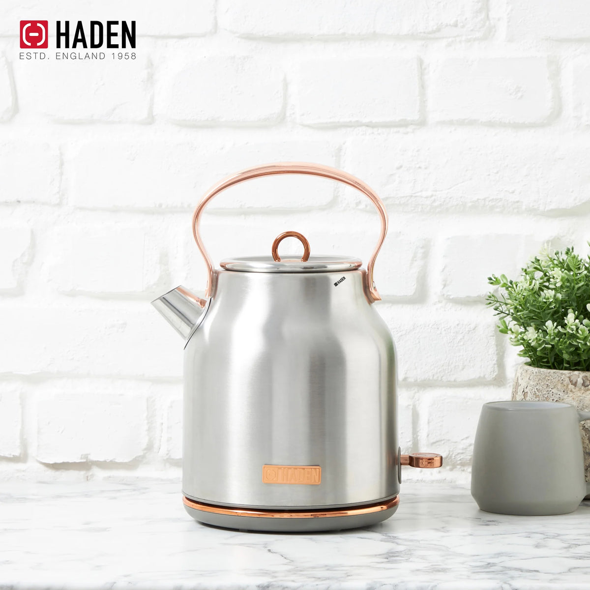 Haden Heritage 1.7 Liter Electric Kettle with 2 Slice Bread Toaster, White