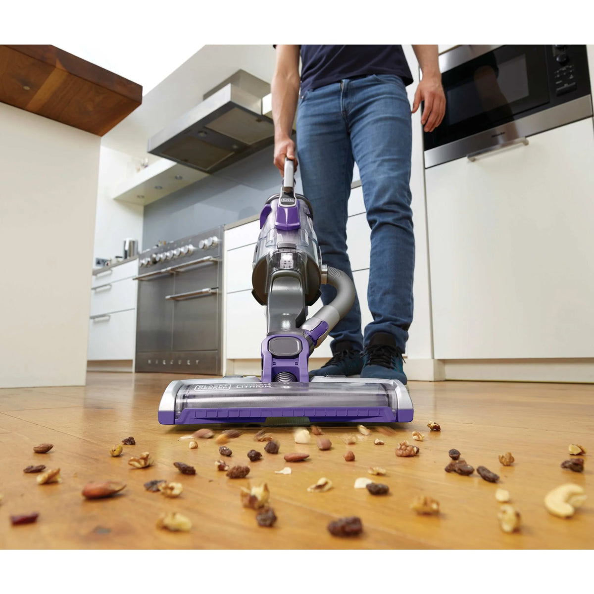 BLACK+DECKER  20V Cordless Upright Vacuum, (HCUA525JPK)