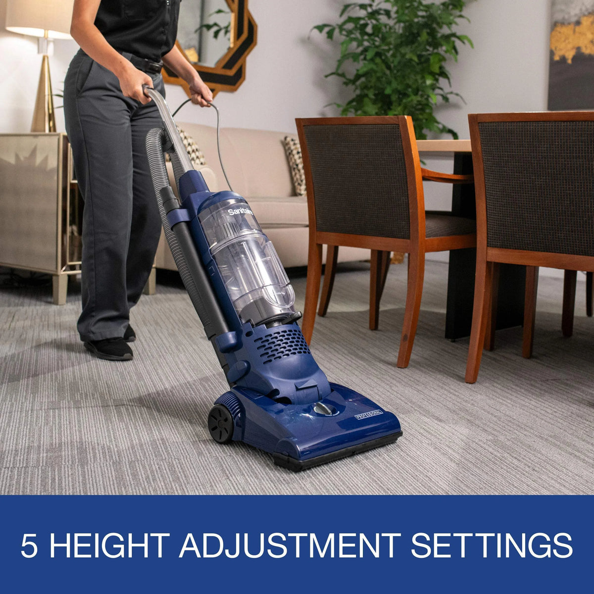 PROFESSIONAL Bagless Upright with Tools SL4410A