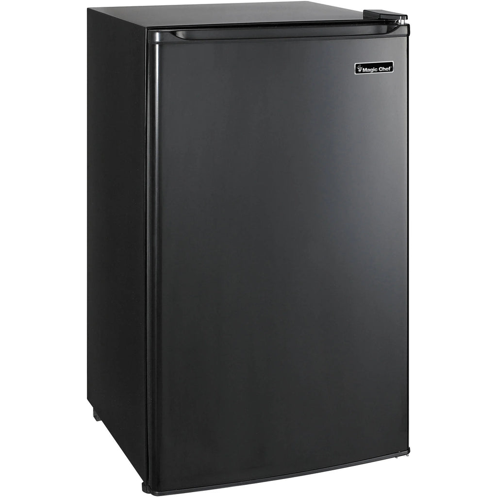 Magic Chef  New 18.5 inch Width 3.5 Cu. ft. Compact Refrigerator with  Single Door