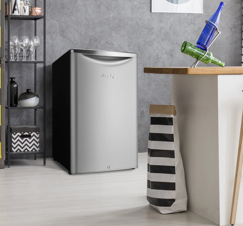 Danby 4.4 cu. ft. Retro Compact Fridge in Iridium Silver (DAR044A6DDB)