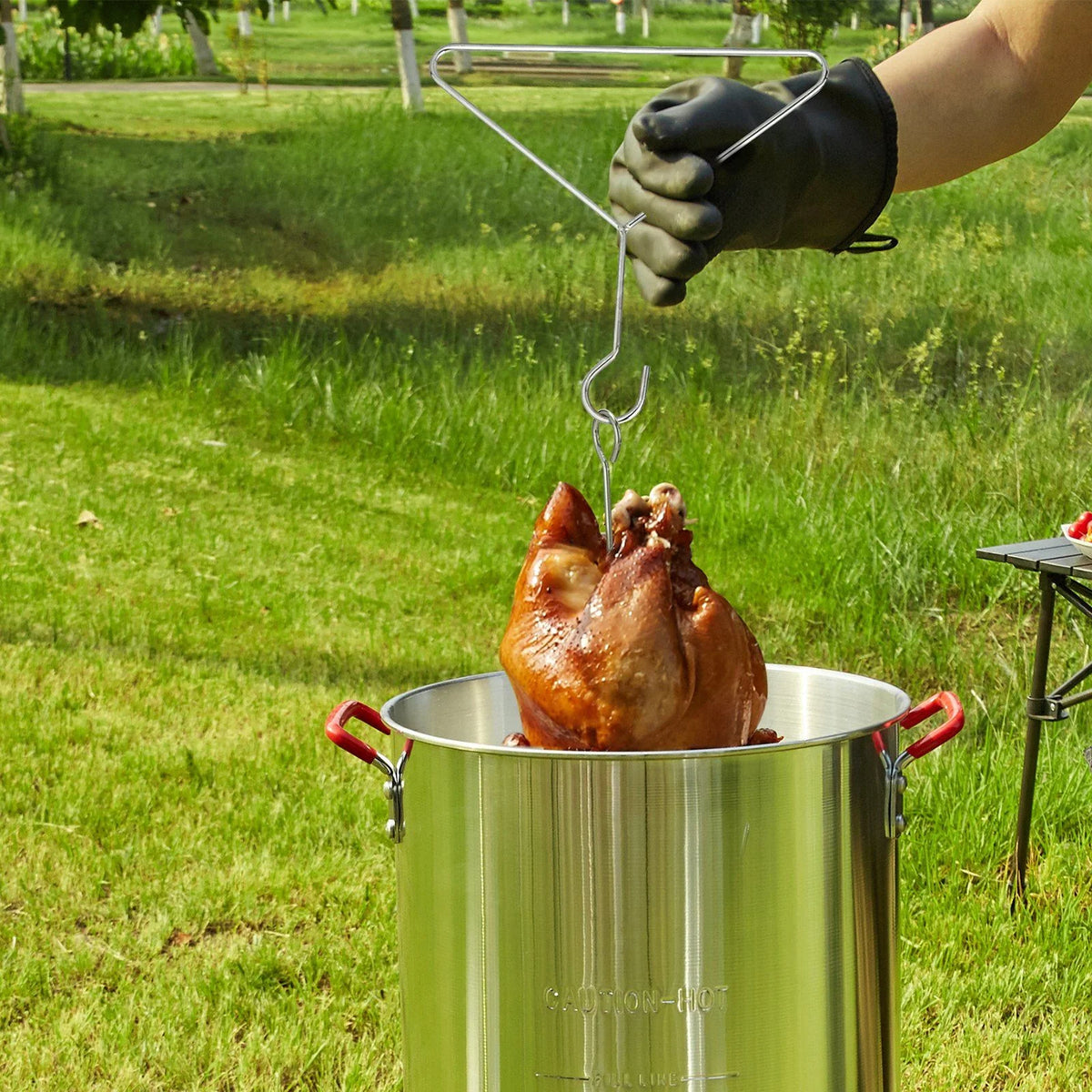 5-Piece Outdoor Turkey and Seafood Cooking Set: High-Power Fryer/Steamer with 54K BTU Burner, Baskets, Rack, and Thermometer