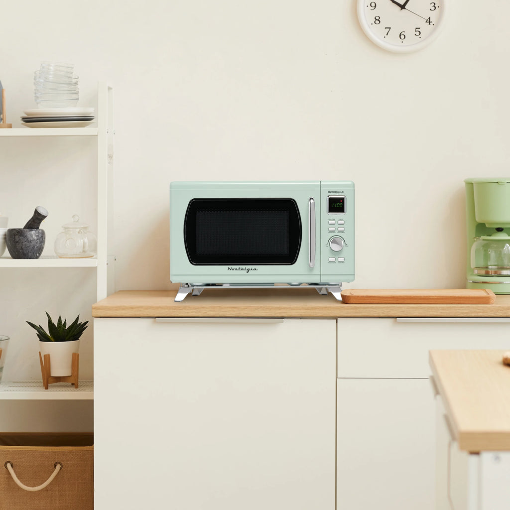 Nostalgia Mid-Century Retro 0.9 Cu. Ft. 900-Watt Microwave Oven, Black