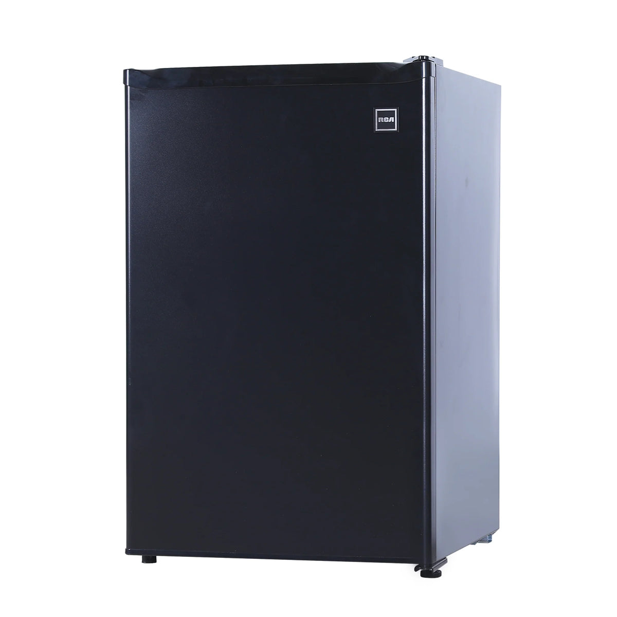 RCA 4.5 Cu ft Single Door Compact Refrigerator RFR464, Black