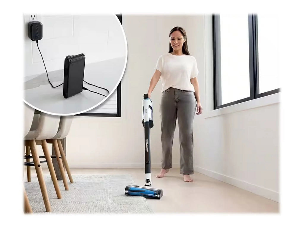 Shark Cordless Pro IZ562H - Vacuum cleaner - stick/handheld (2-in-1) - bagless - cordless - light blue