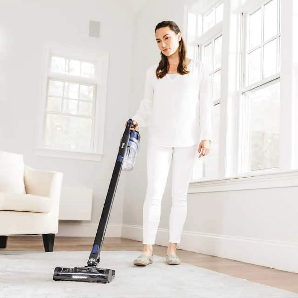 Restored Shark IX141 Pet Cordless Stick Vacuum w/ XL Dust Cup, Removable Handheld - (Refurbished)