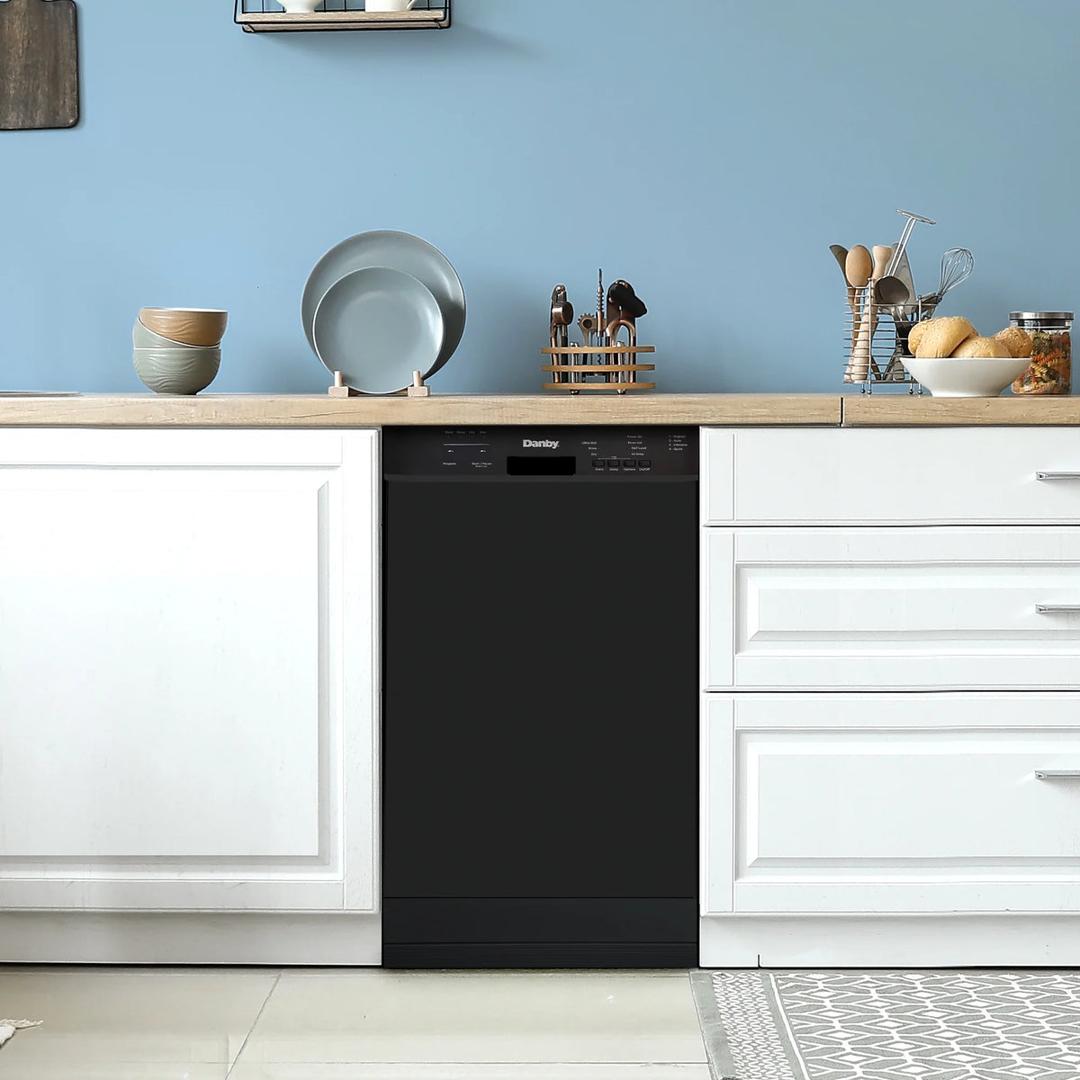 Danby DDW18D1ESS 18" Wide Built-in Dishwasher in Stainless Steel