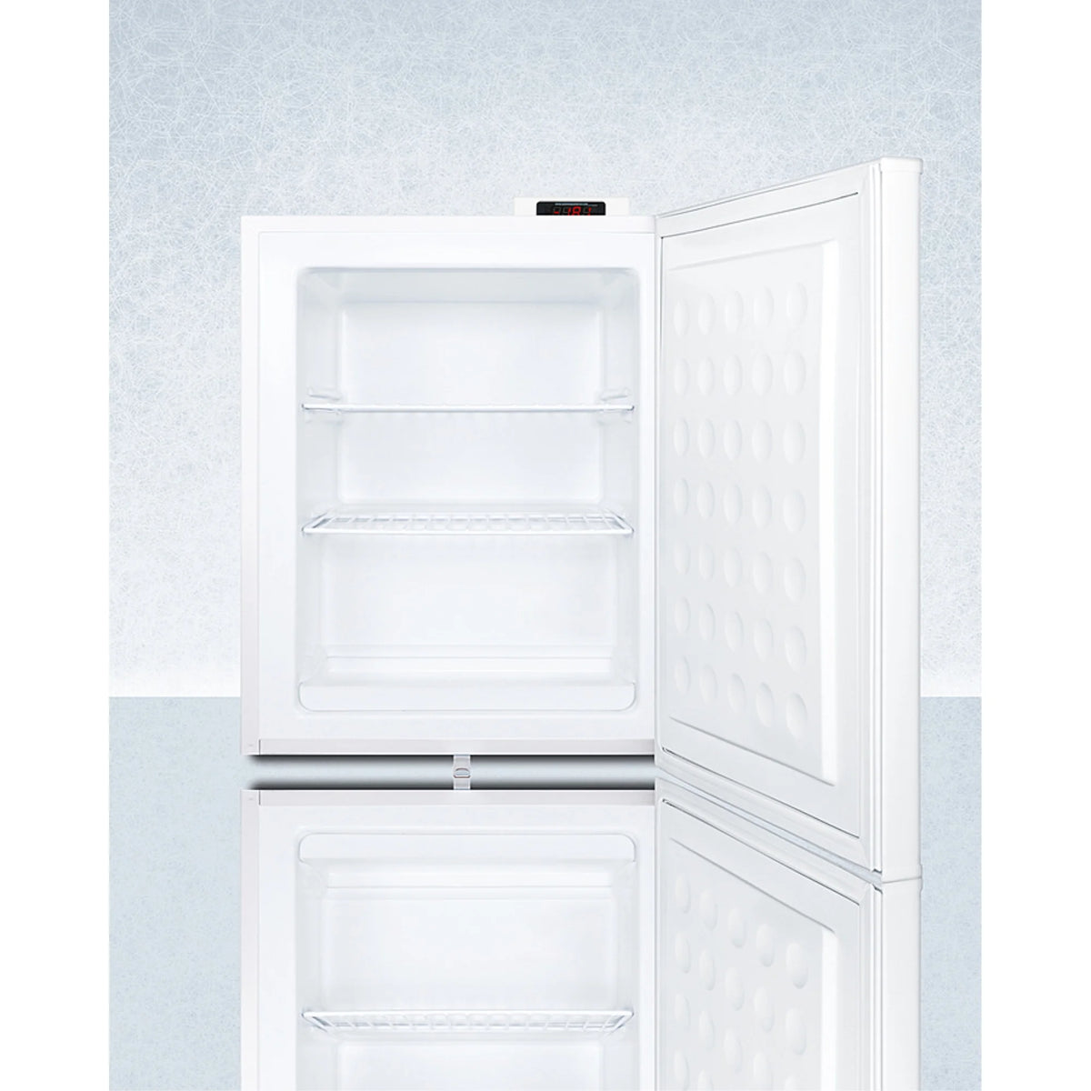 SUMMIT FS30LGP  UPRIGHT FREEZERS