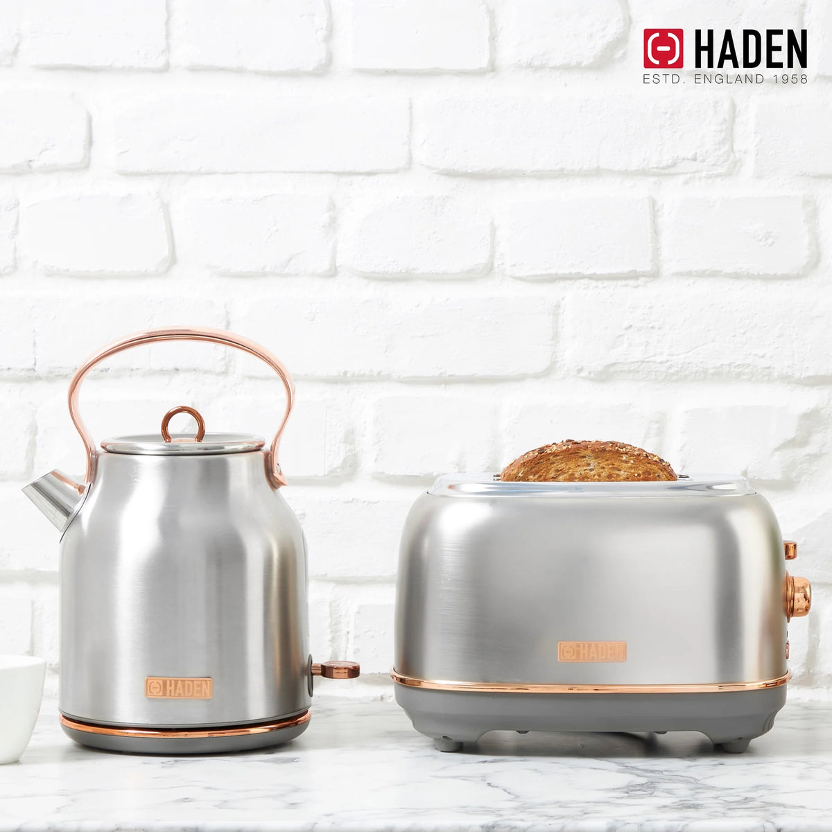 Haden Heritage 1.7 Liter Electric Kettle with 2 Slice Bread Toaster, White