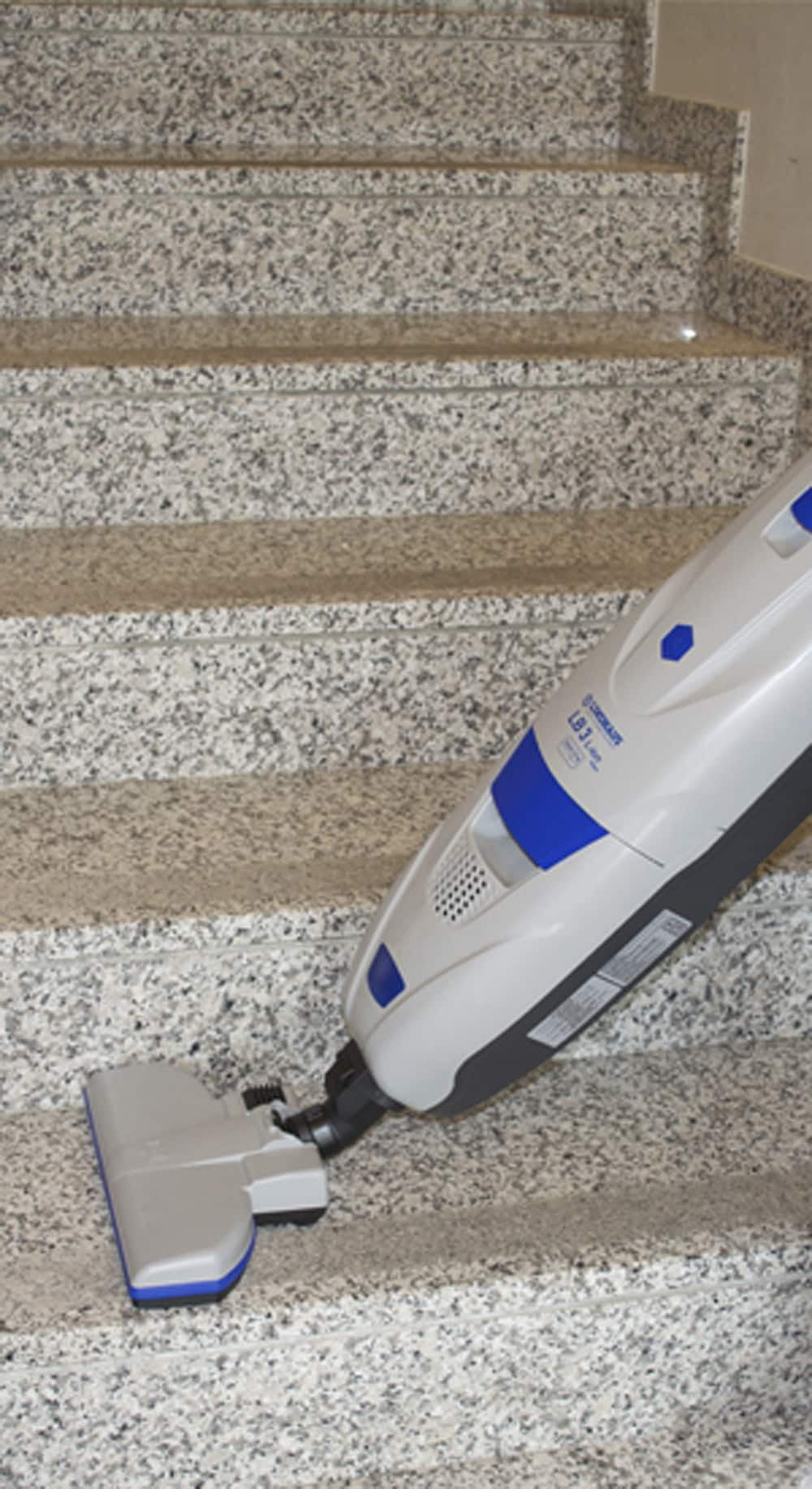 Lindhaus Valzer LB3 Dual Motor L-ion Digital Pro Cordless 14" Upright Vacuum