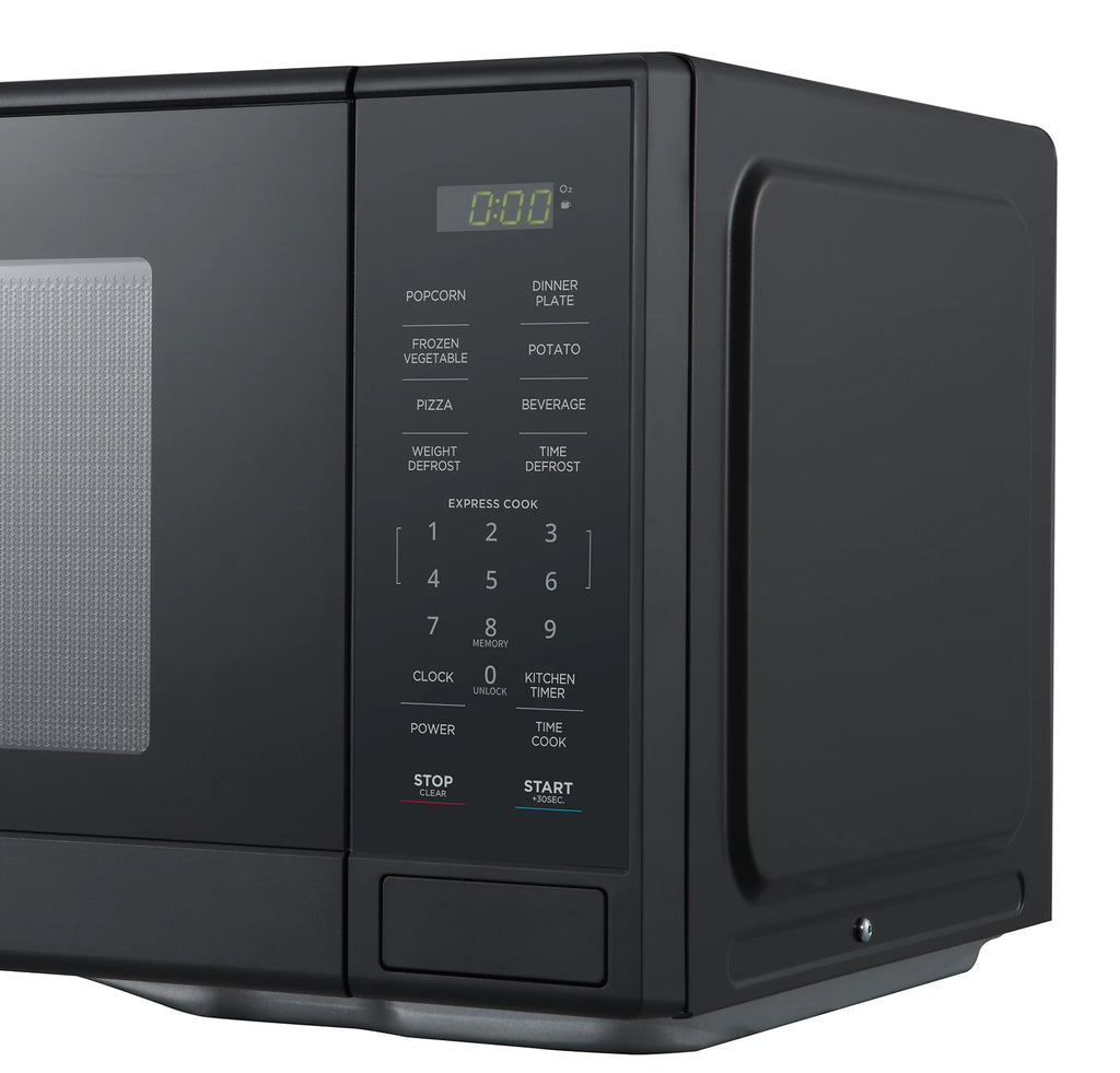 Mainstays 1.1 cu ft Microwave Oven in black