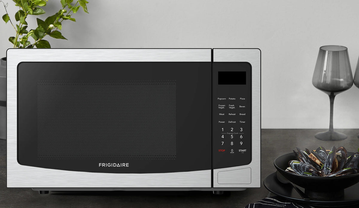 Frigidaire, 1.1 Cu. Ft. Countertop Microwave Oven, EMW1134, Stainless Steel