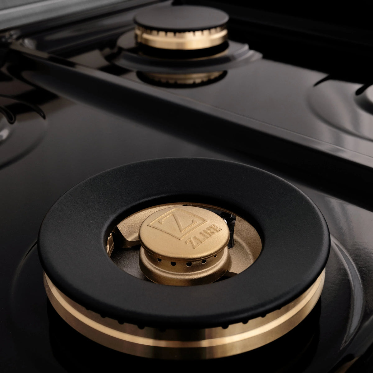 ZLINE Autograph Edition 48" Porcelain Rangetop with 7 Gas Burners in DuraSnow Stainless Steel and Champagne Bronze Accents (RTSZ-48-CB)