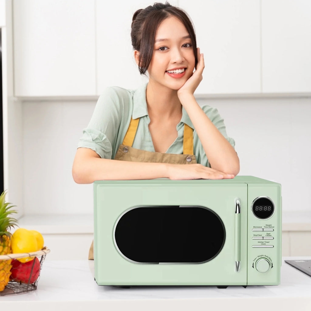 Magic Chef 0.7 Cubic Feet 700W Classic Retro Countertop Microwave, Green