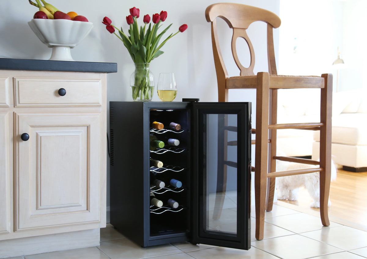 Ivation 12 Bottle Single Door Thermoelectric Freestanding Wine Cooler/Fridge